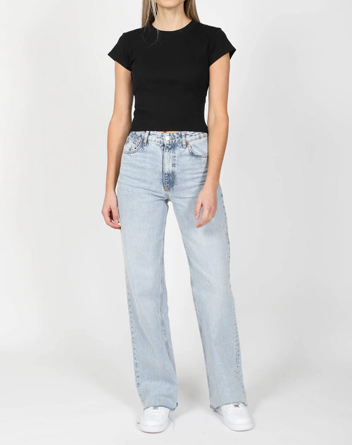 BTL CROPPED RIBBED TEE - BLACK