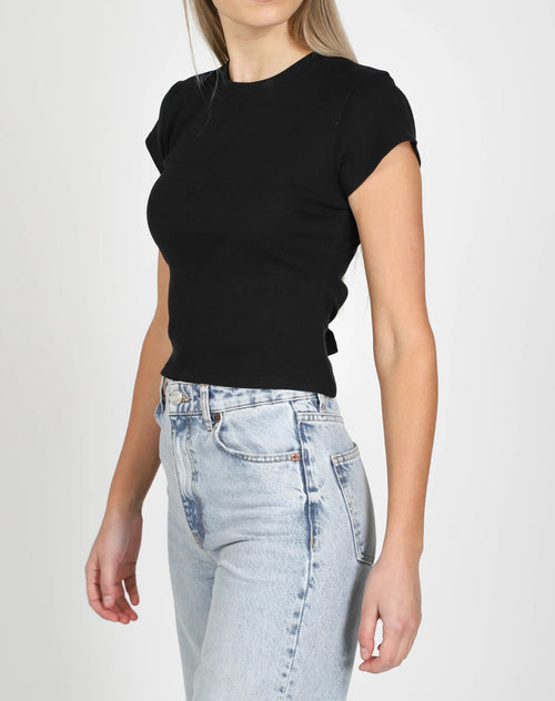 BTL CROPPED RIBBED TEE - BLACK