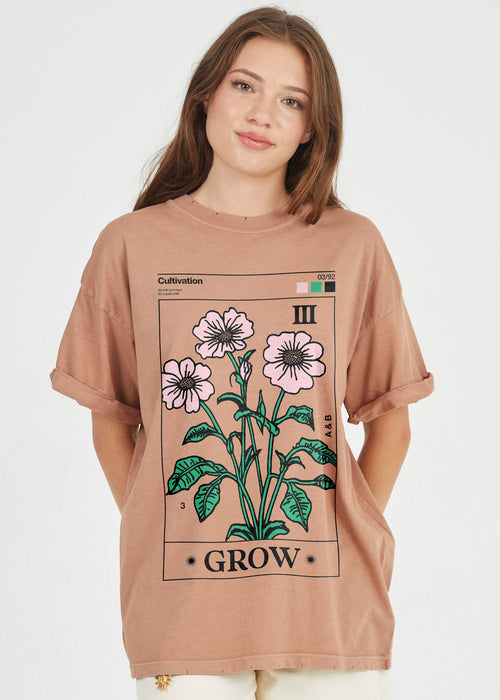 GROW TAROT TEE