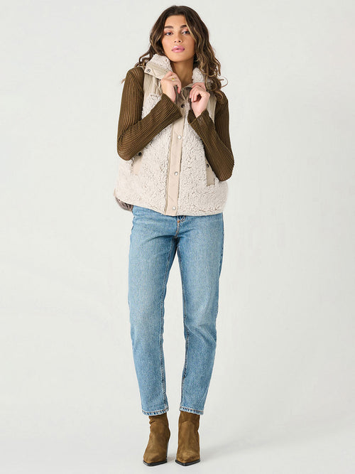 DEX SLEEVLESS SHERPA VEST