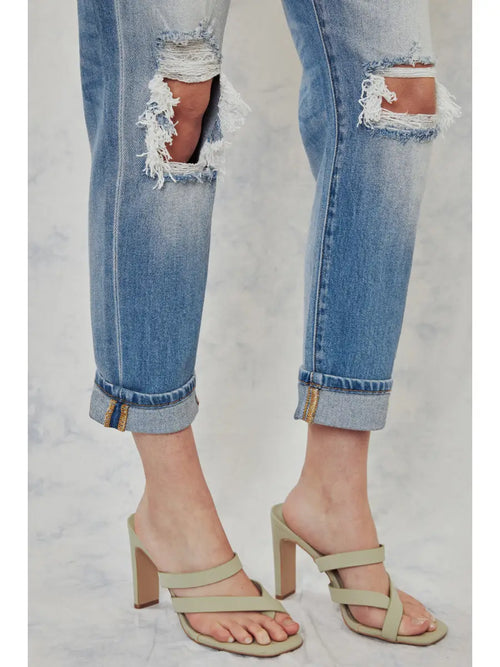 MILAN HIGH RISE MOM JEAN